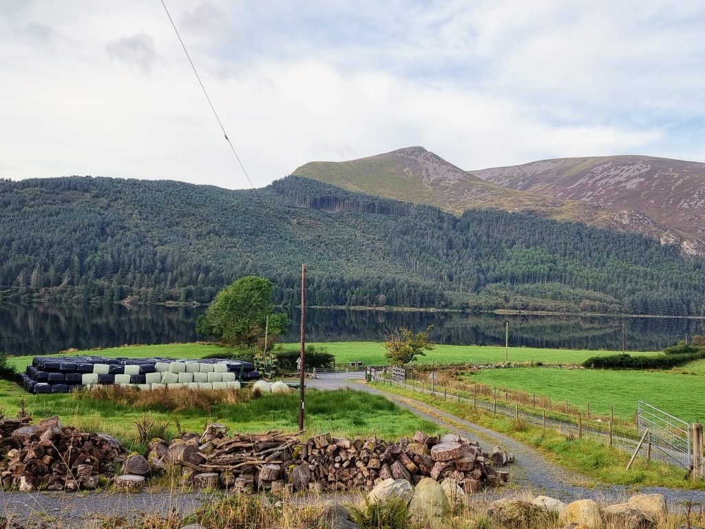 Climbing Snowdon with Kids, frugal mum Snowdon Ranger Path guide, photo of where to start walk