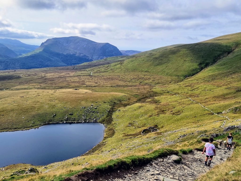 Climbing Snowdon with Kids, frugal mum Snowdon Ranger Path guide, photo of lake