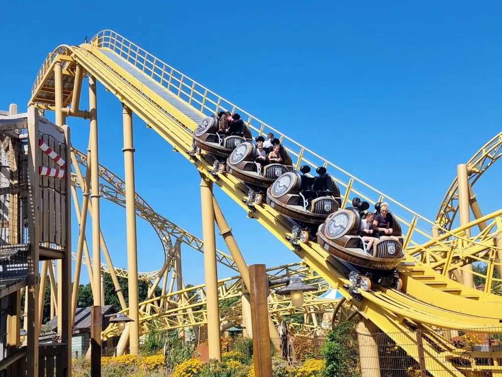 A family review and guide for Paultons Park & Peppa Pig World, frugal mum