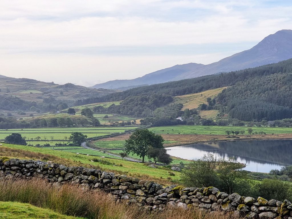 The best things to do in Wales with kids, frugal mum travel guide, photo of snowdon view