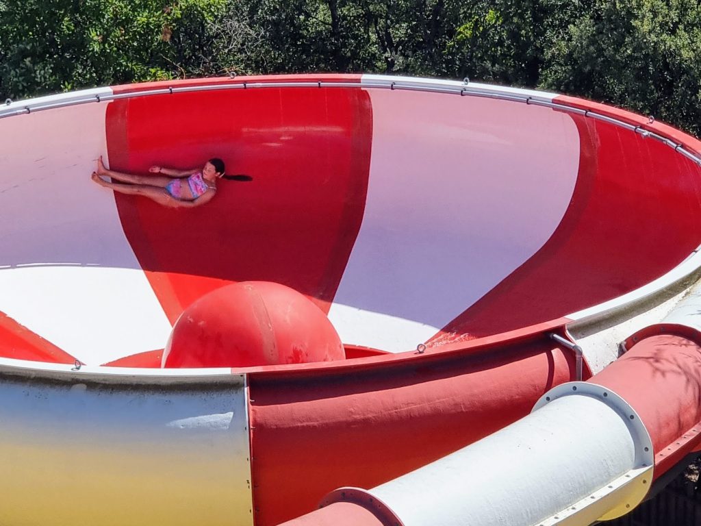 Les Lacs Verdon, Regusse, South of France, Eurocamp holiday, frugal mum child on waterslide, review, photo