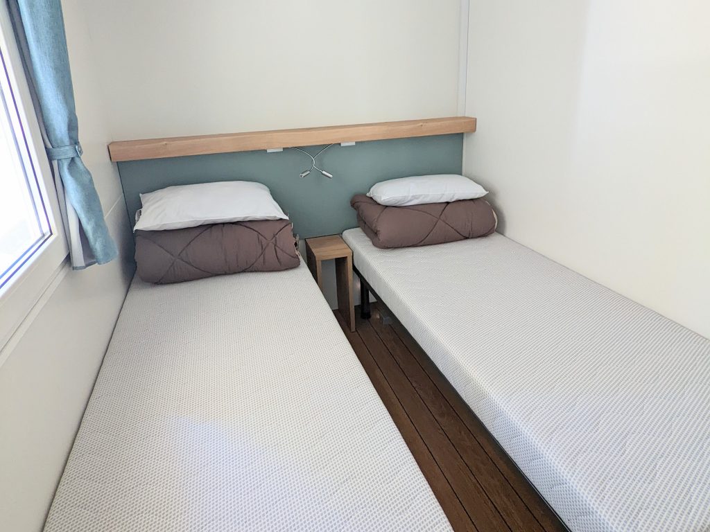 Les Lacs Verdon, Regusse, South of France, azure premium accommodation, mobile home, Eurocamp holiday, frugal mum review photo