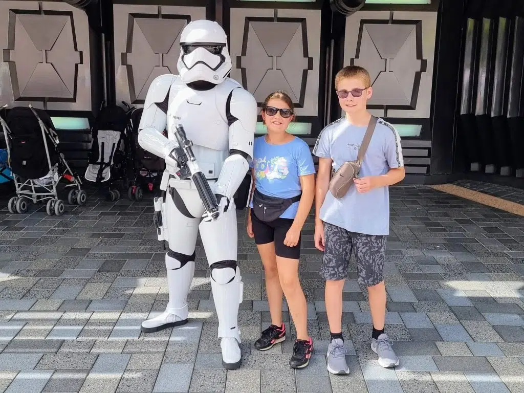 disneyland paris holiday guide and review, frugal mum travel guide, photo of children with storm trooper