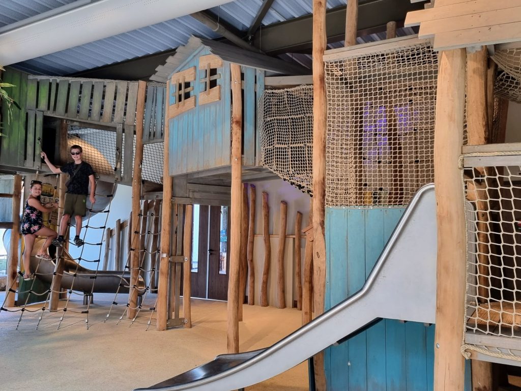 Lake Resort Beekse Bergen, Eurocamp holiday, the Netherlands, indoor play park, frugal mum children playing, photo, review