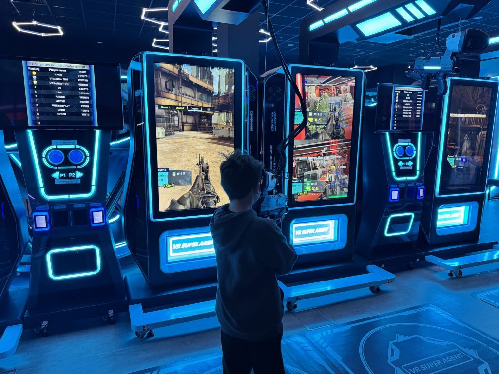 The Ultimate Butlins Bognor Regis frugal mum Holiday Guide, Review, photo of playxperience VR