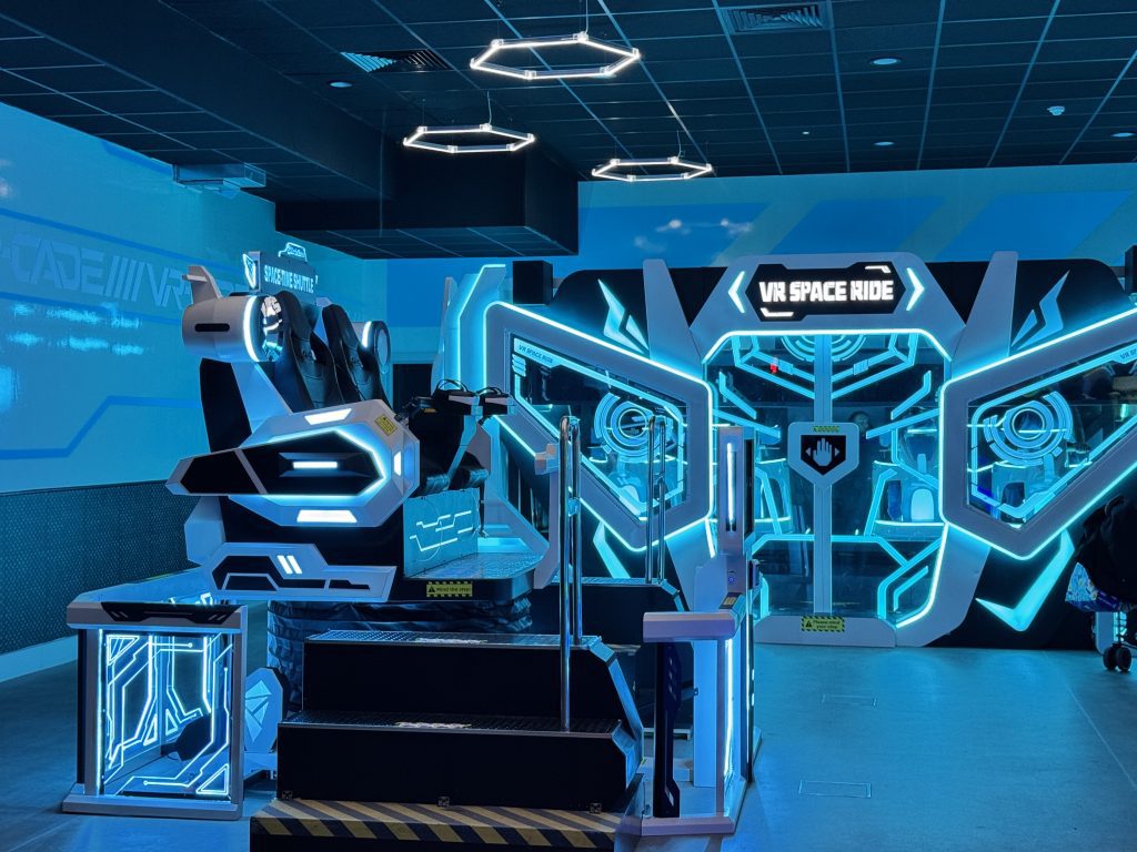 The Ultimate Butlins Bognor Regis frugal mum Holiday Guide, Review, photo of playxperience VR