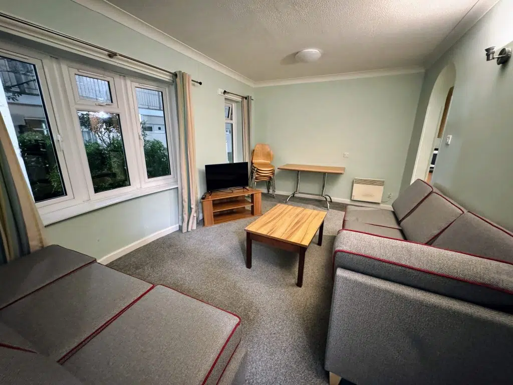 butlins bognor regis, accommodation photos, silver comfort apartments, review, oyster bay, frugal mum, lounge photo