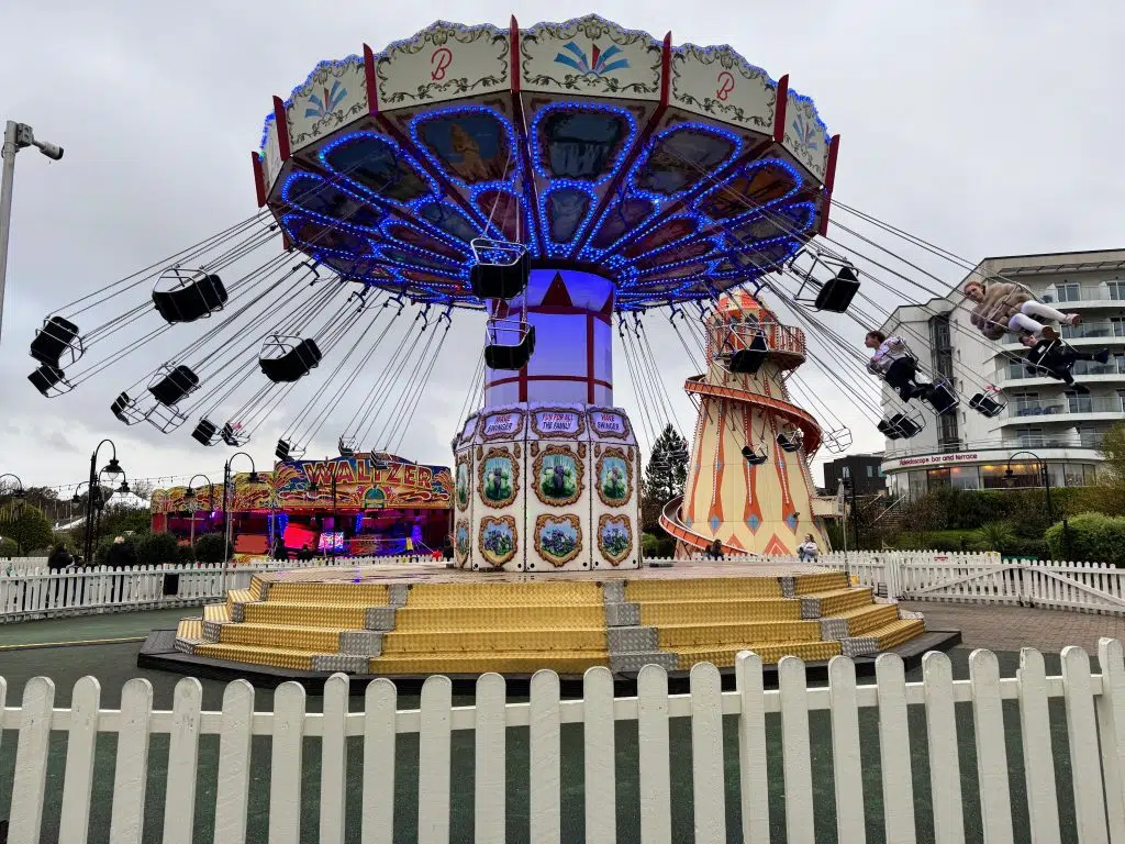 The Ultimate Butlins Bognor Regis frugal mum Holiday Guide, Review, photo of fairground rides