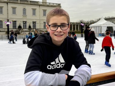 Christmas on a budget, Cheap festive family days out with the kids, frugal mum guide