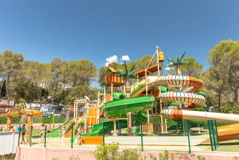 best epic waterpark Eurocamp holidays for waterslides, frugal mum travel guide, photo of holiday green, frejus, riviera, France