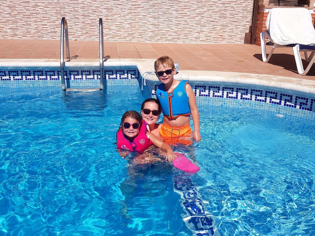 how to beat jet lag with kids frugal mum guide