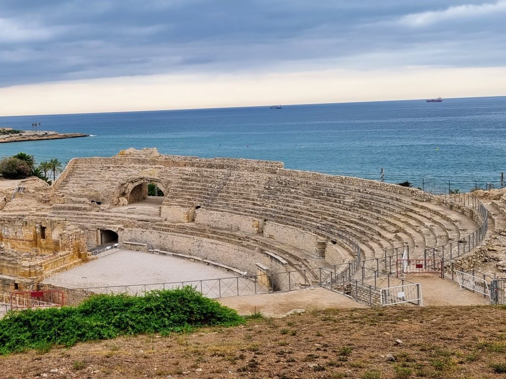 Salou family holiday itinerary, the best things to see and do with kids, frugal mum travel guide, photo of Tarragona amphitheatre