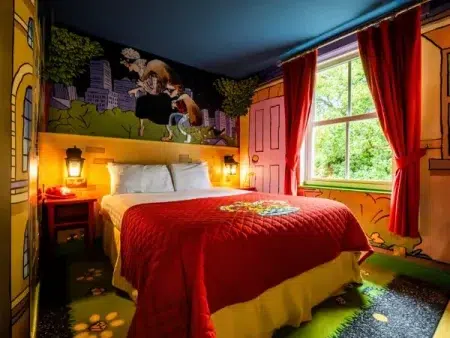 How to get a FREE Merlin Annual Pass, short break offer, frugal mum guide, image of alton towers hotel room