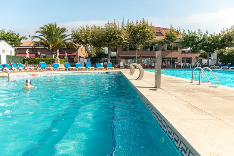 The best Eurocamp resorts in Spain for families, frugal mum travel guide, photo of camping playa joyel