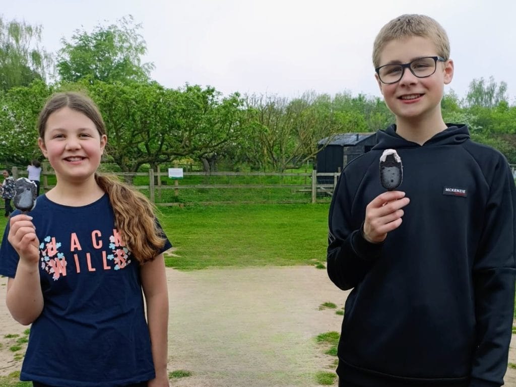 Kent with Kids, Kent Life Farm Park Review, Maidstone, frugal mum guide, photo of children eating ice cream