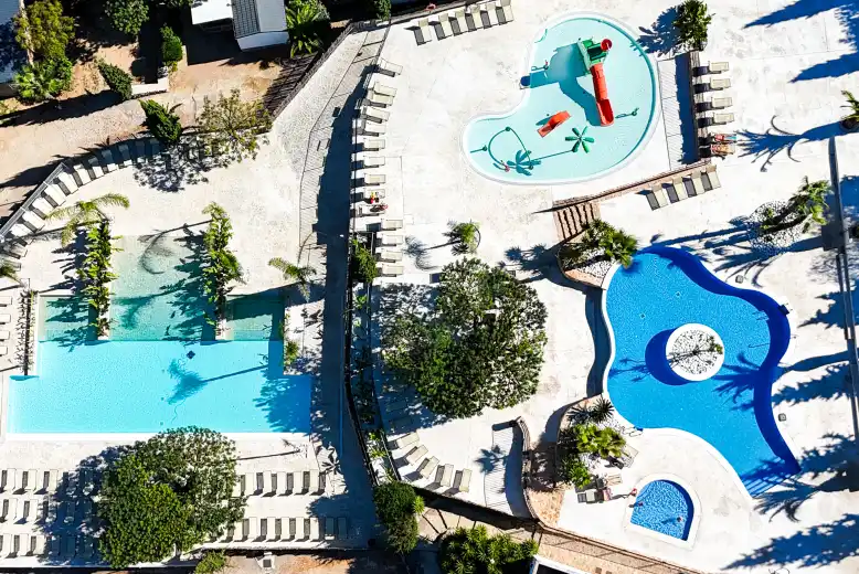 The best Eurocamp resorts in Spain for families, frugal mum travel guide, photo of camping orangeraie