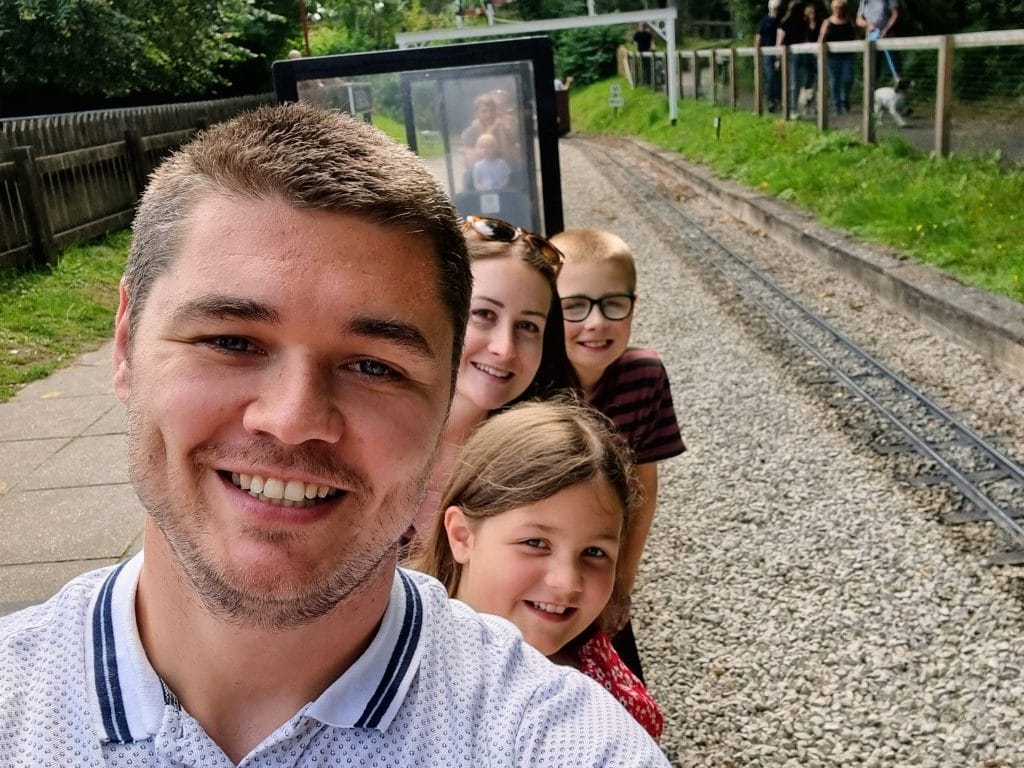 The Ultimate Guide to visiting Moors Valley Country Park with kids, frugal mum travel guide, photo of miniature railway