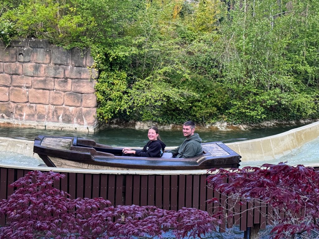 Chessington Resort Guide, is the Safari or Azteca hotel better, frugal mum review, photo of water ride