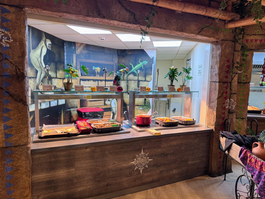 Chessington Resort Guide, is the Safari or Azteca hotel better, frugal mum review, photo of breakfast buffet