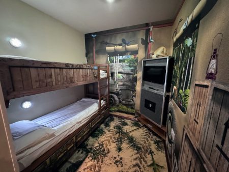 How to get a FREE Merlin Annual Pass, short break offer, frugal mum guide, photo of chessington resort hotel room