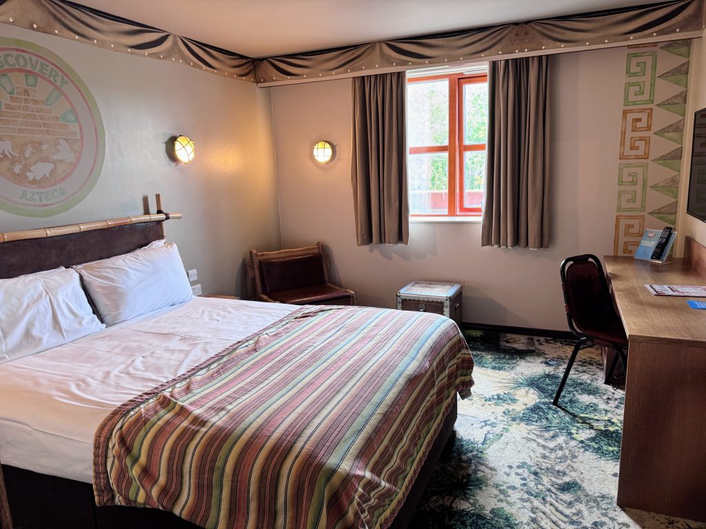 Chessington Resort Guide, is the Safari or Azteca hotel better, frugal mum review, photo of standard safari room double bed
