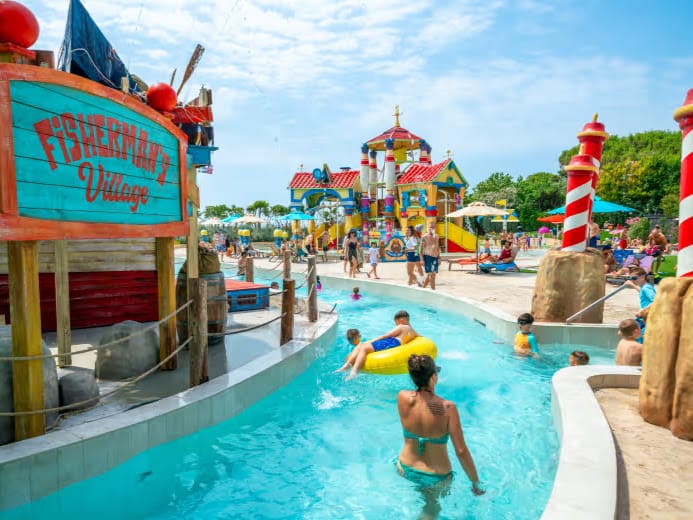 Eurocamp Holiday Review: Union Lido, Venetian Riviera, Italy, frugal mum photo, waterpark swimming pools