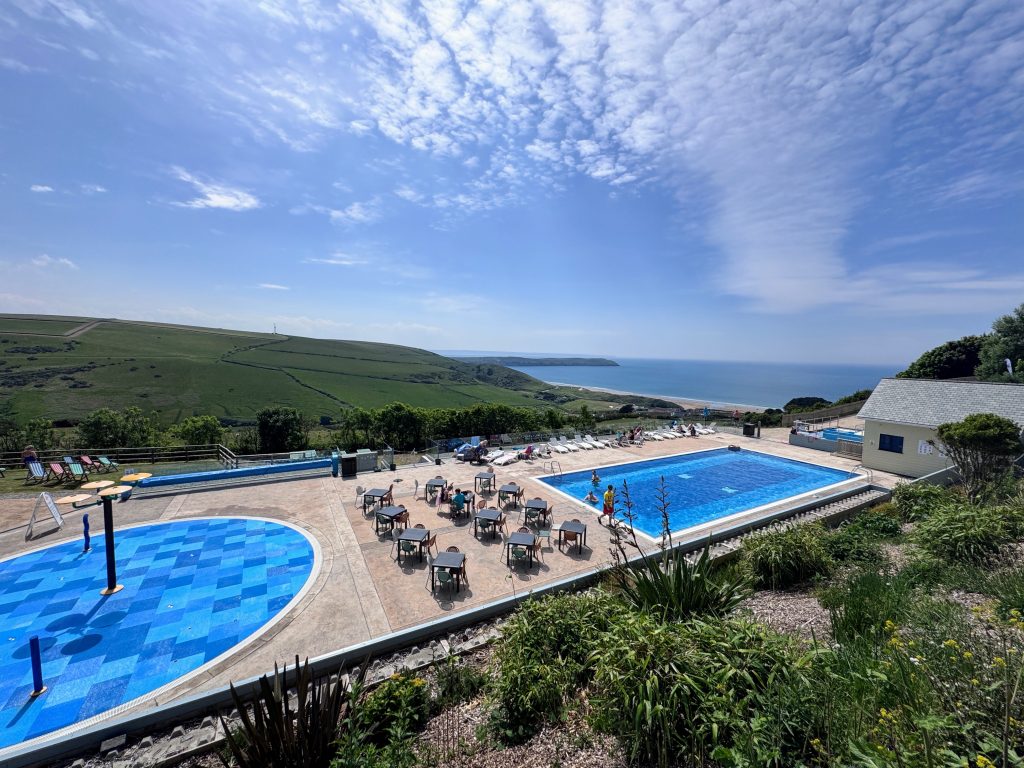 Family holidays in Devon - the 5 best places to stay with kids, frugal mum travel guide, top holiday parks in North and South Devon