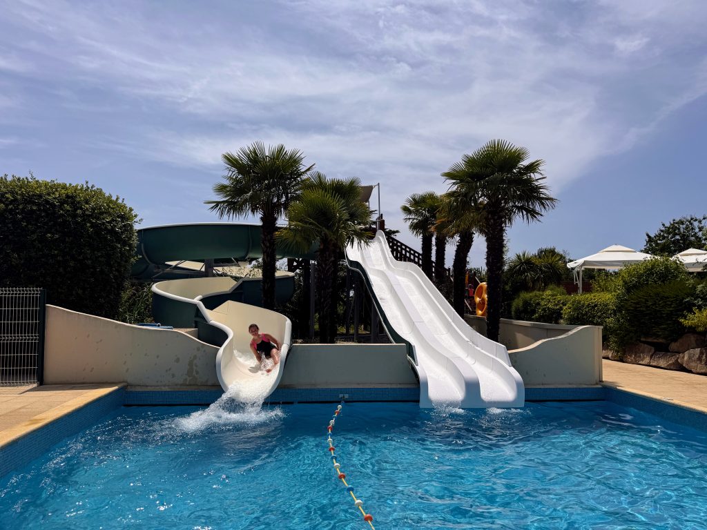 Eurocamp Holiday Review, Le Pin Parasol, Vendée, France, frugal mum travel guide, photo of waterslides