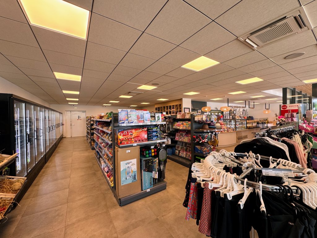 Eurocamp Holiday Review, Le Pin Parasol, Vendée, France, frugal mum travel guide, photo of shop