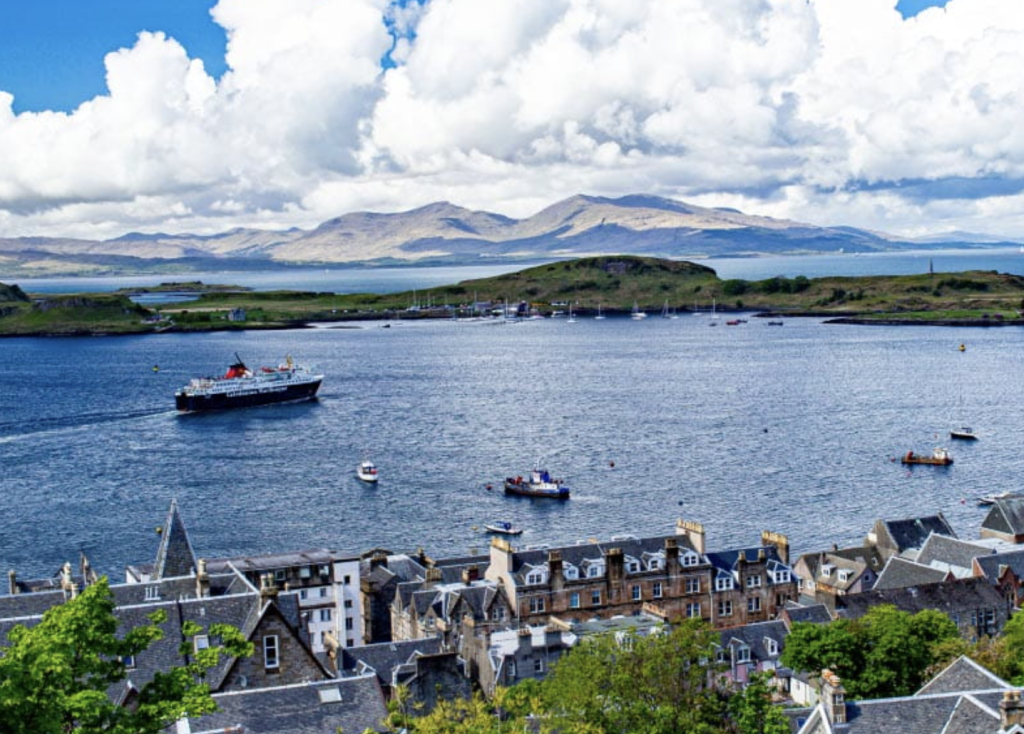 Best UK holiday parks for Christmas breaks with kids, frugal mum guide, photo of wemyss bay parkdean resorts, scotland