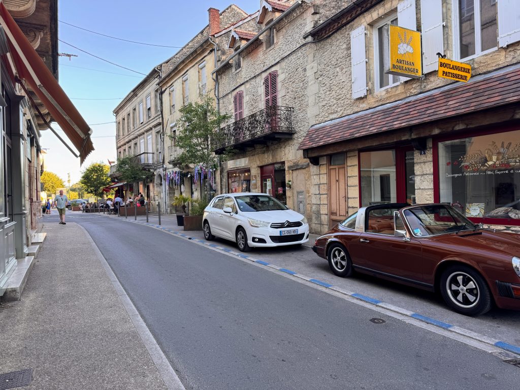 The 10 best things to do in the Dordogne with kids, frugal mum travel guide, photo of le bugue street