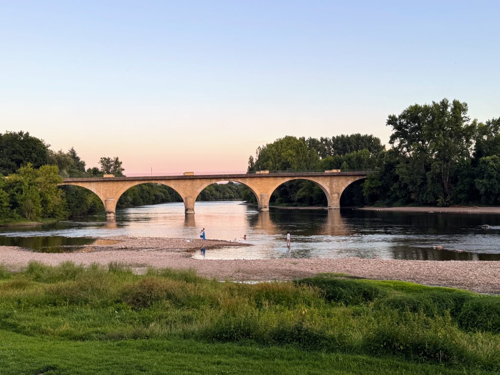 The 10 best things to do in the Dordogne with kids, frugal mum travel guide, photo of limeuil plage bridge