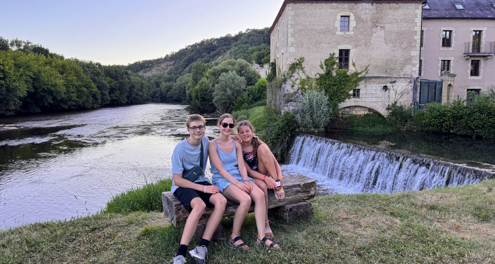 The 10 best things to do in the Dordogne with kids, frugal mum travel guide