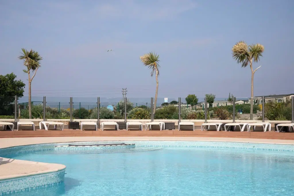 Are Haven Holidays good, best Haven Holiday Parks, UK family staycation with kids, photo of littlesea, dorset