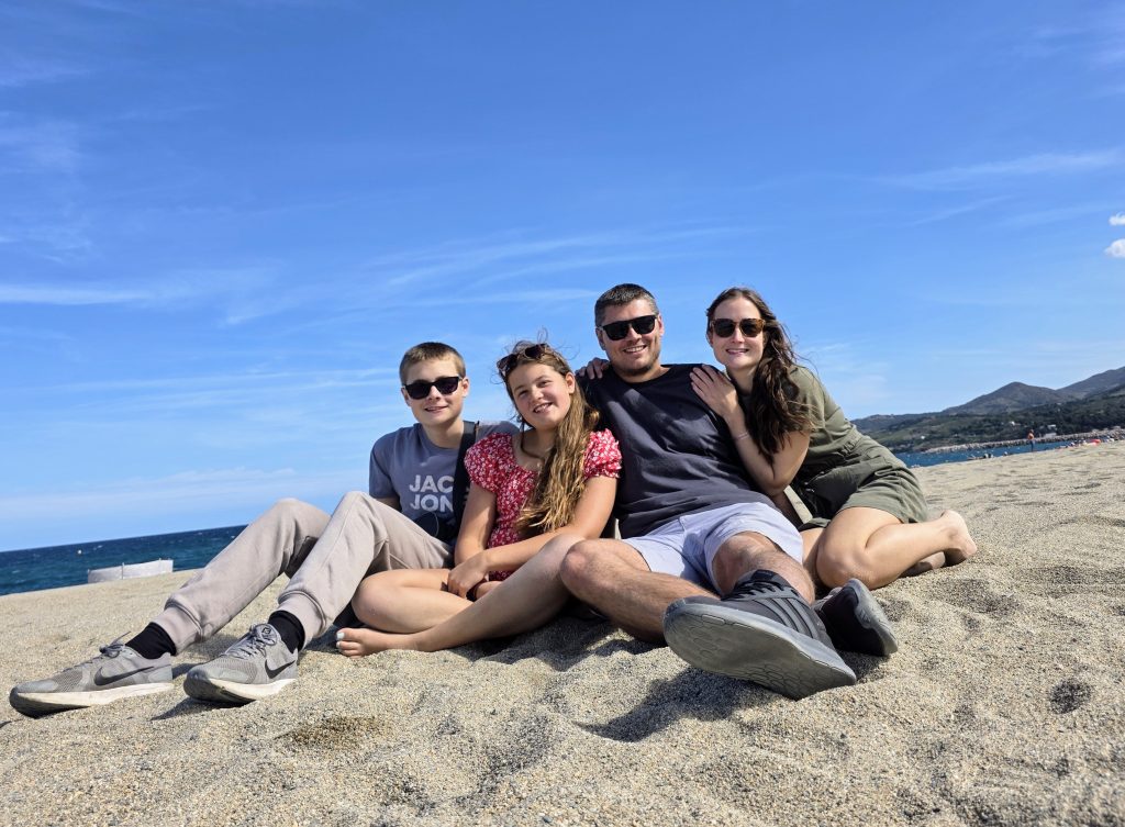 Eurocamp Holiday Review, La Sirène, Argèles‑sur‑Mer, France, frugal mum travel guide, photo of family on beach