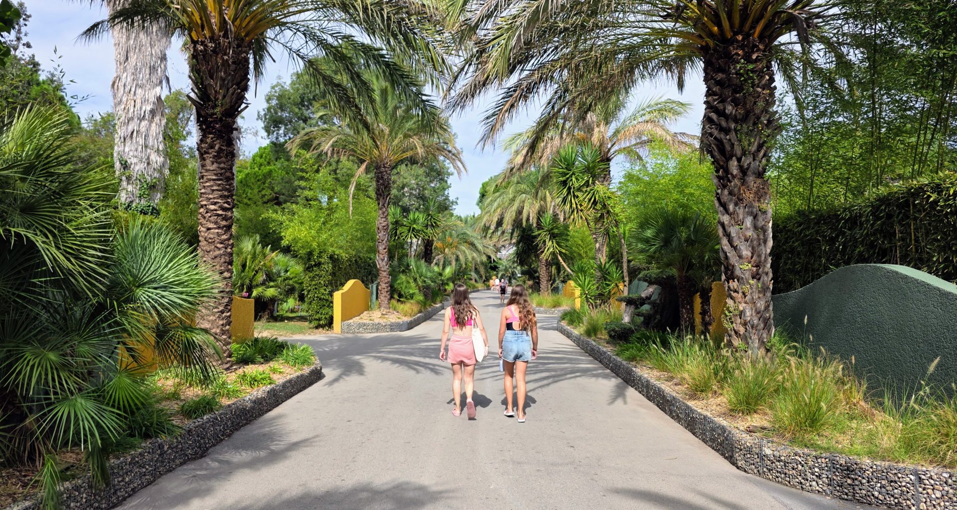 Do you need travel insurance with a GHIC/EHIC card, frugal mum travel guide