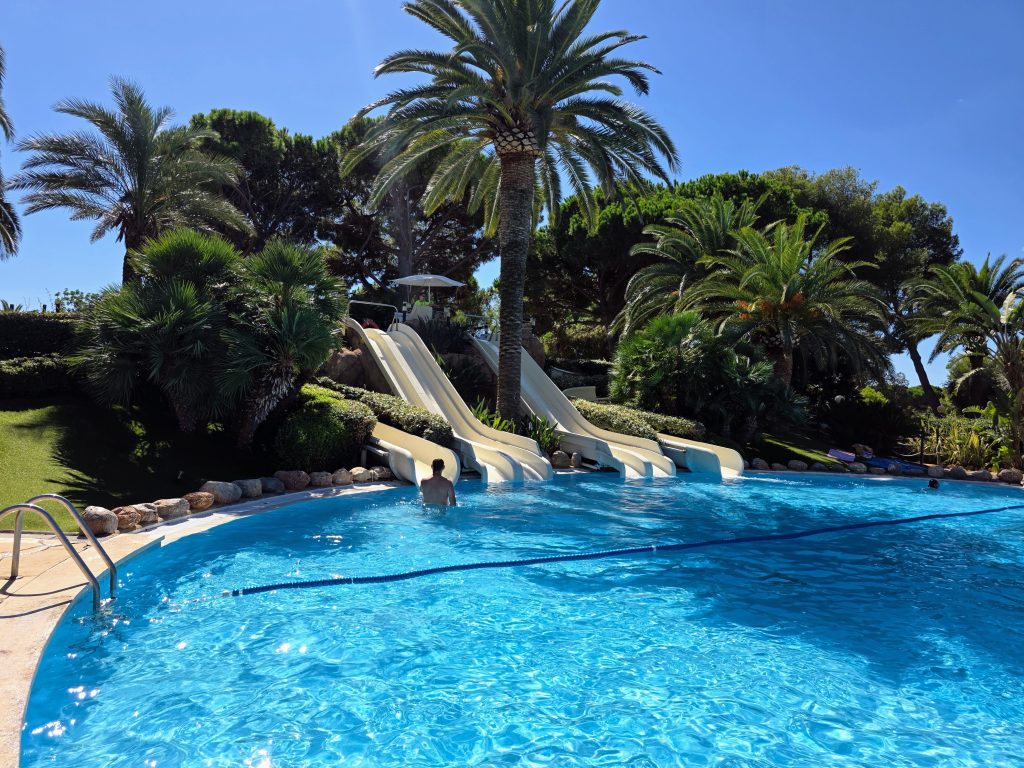 Eurocamp Holiday Review: Playa Montroig, Costa Dorada, Spain, frugal mum travel guide, photo of swimming pool