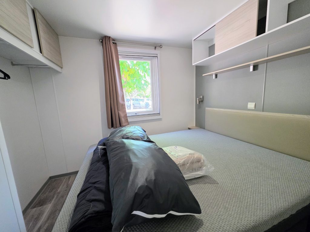 Eurocamp holiday review, Vilanova Park, Barcelona, Spain, frugal mum travel guide, photo of premium accommodation main bedroom