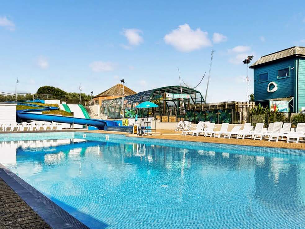 Family holidays in Devon, best places to stay with kids, frugal mum travel guide, uk staycation, photo of golden coast holiday park