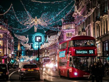 10 FREE things to do in London at Christmas with kids, frugal mum guide