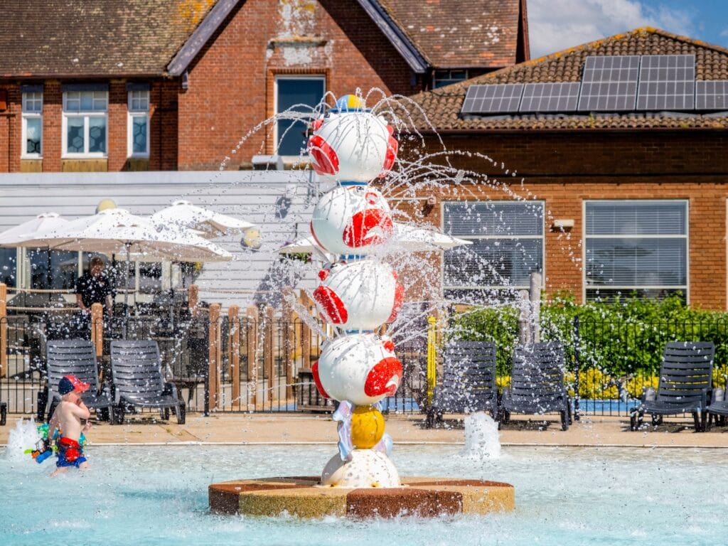 New Forest Family Holidays, Best Holiday Parks for Kids, frugal mum guide, photo of hoburne bashley