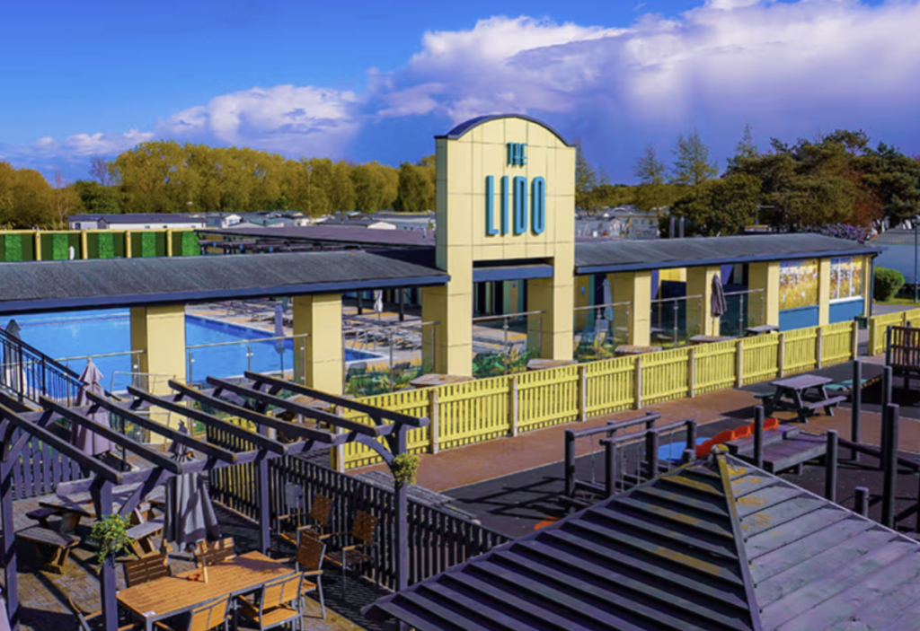 The best holiday parks in Lincolnshire for families, frugal mum UK travel guide, photo of away resorts cleethorpes pearl