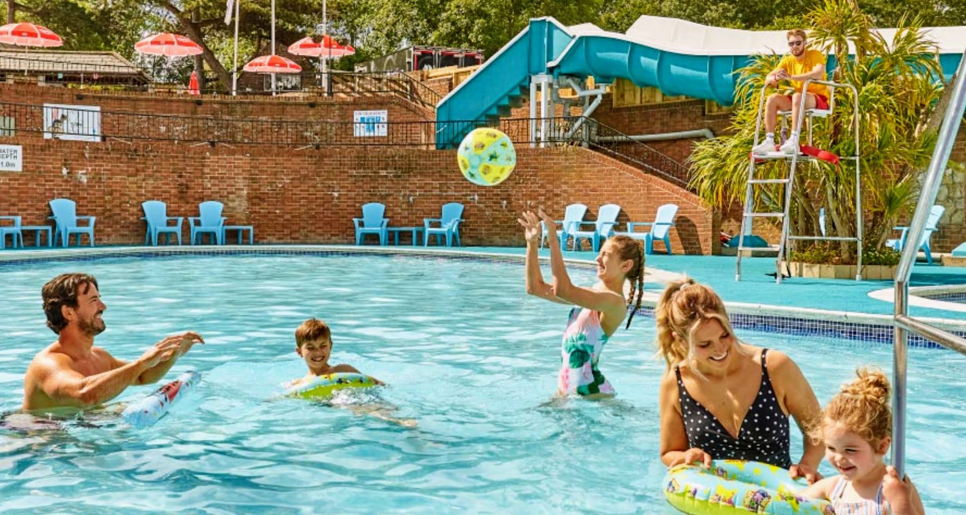 Which Parkdean Resorts holiday parks are on the Isle of Wight, frugal mum travel guide