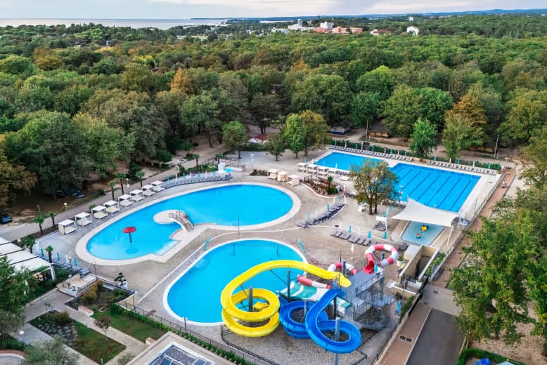 The best Eurocamp resorts in Croatia, frugal mum family travel guide, photo of bijela uvala