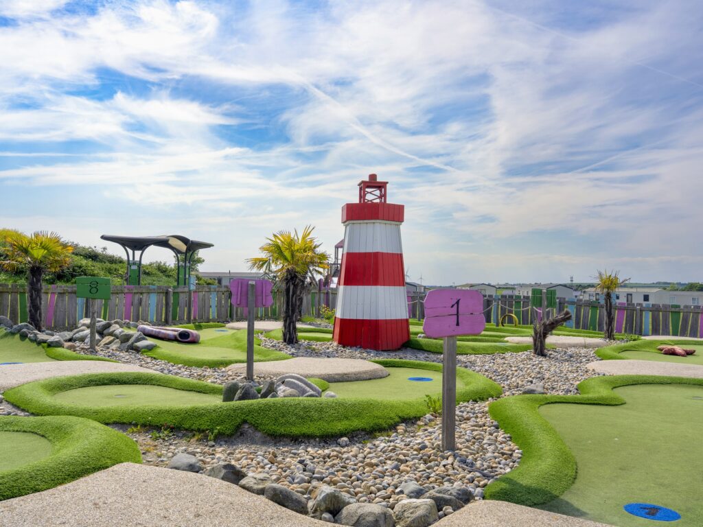 The best Park Holidays UK resorts for families, frugal mum travel guide, image of Harts holiday park, Isle of Sheppey