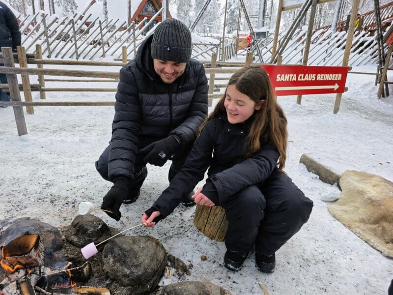 free cheap things to do in Rovaniemi with kids, frugal mum Lapland travel guide