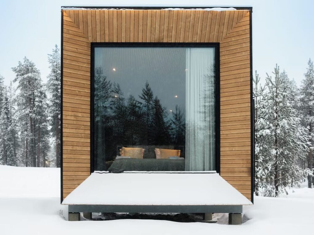 Where to stay in Rovaniemi with kids, the best hotels, apartments igloos, frugal mum travel guide, image of lapland winter park