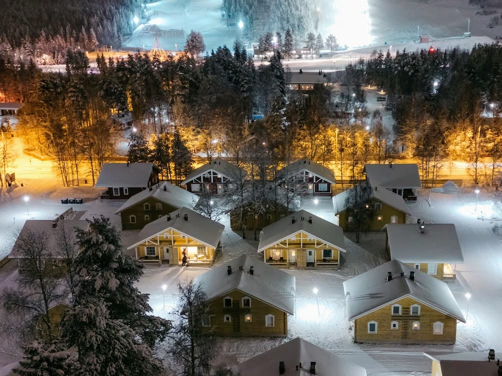 Where to stay in Rovaniemi with kids, the best hotels, apartments igloos, frugal mum travel guide, image of Lapland Hotels Ounasvaara Chalets