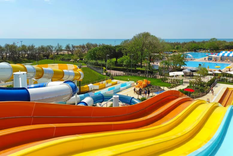 The best 5 star Eurocamp resorts for families, frugal mum travel guide, photo of Pra Delle Torri, Venetian Riviera