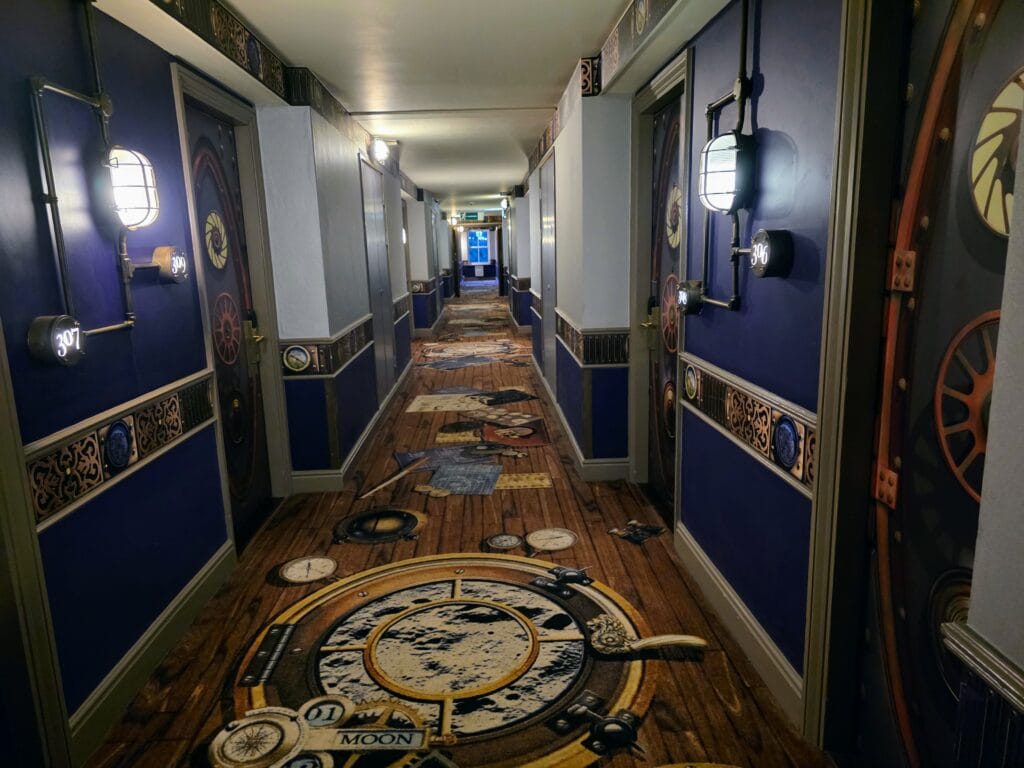 Alton Towers Hotel Review, frugal mum guide, photo of corridor